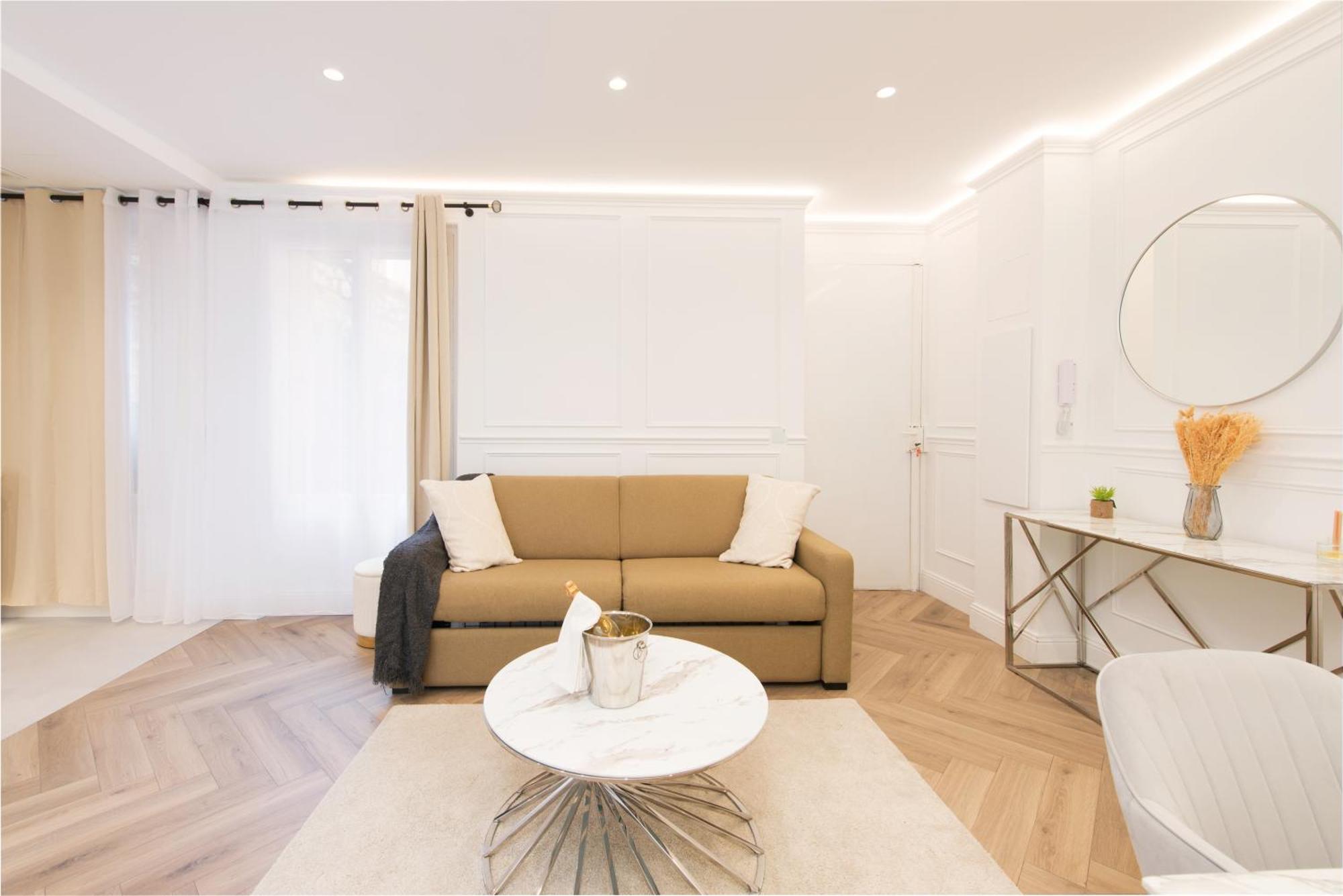 Hypercentre - 4 Mn Monaco - Luxueux - Br *